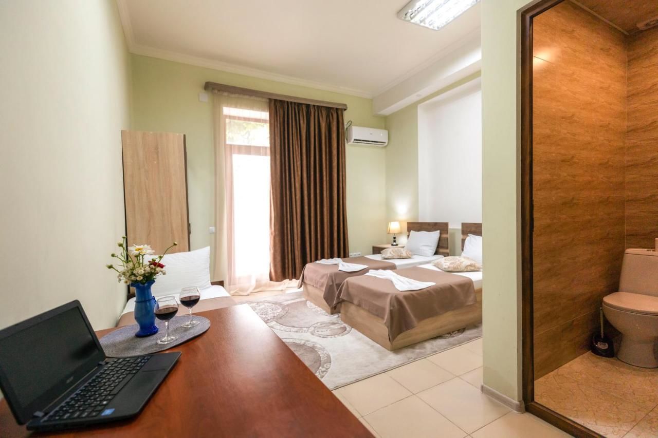 Гостевой дом Guest House MK Гори